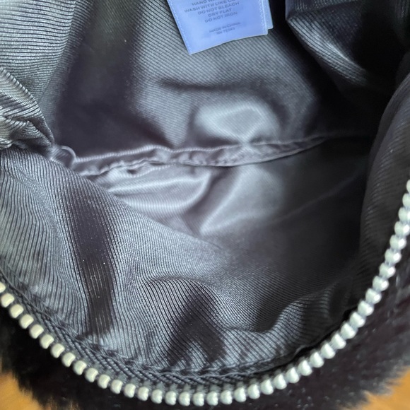 House of Harlow 1960 Black Wristlet, NWT - Picture 3 of 4